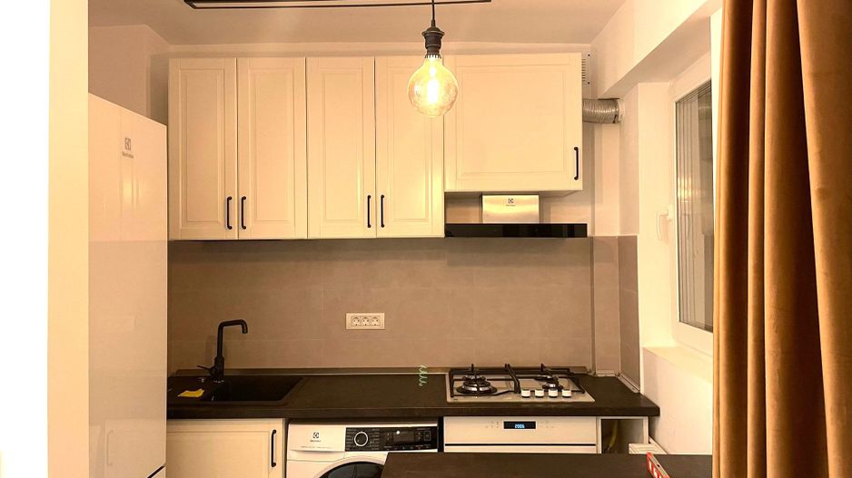 Vanzare Garsoniera Lux Calea Vitan - Poză 2