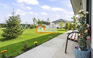 Langa Padure, Vila P+Pod , 1500mp teren,  terasa 40mp,  complex securizat - Poză 34