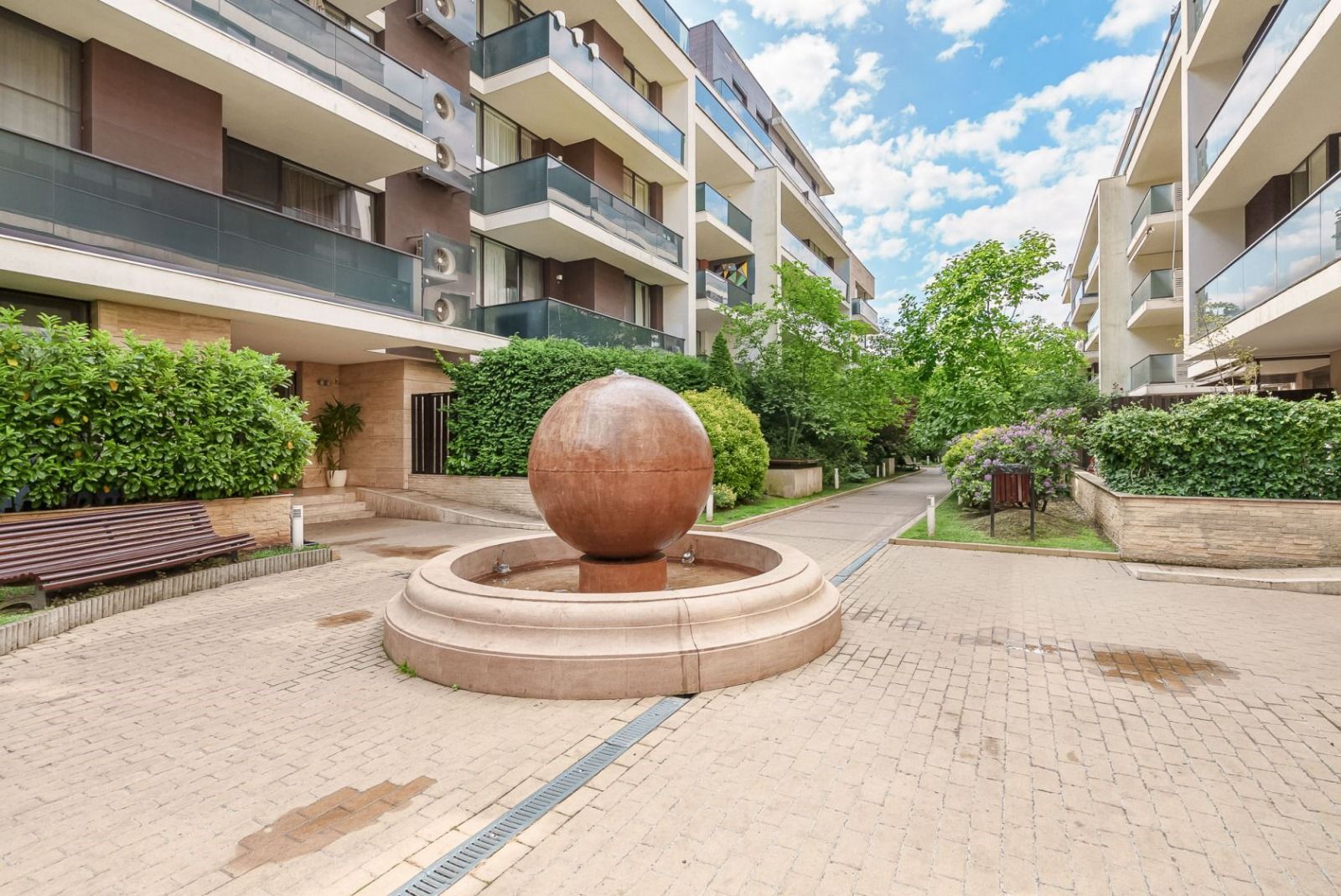 Apartament cu 3 camere| Aleea Privighetorilor | Iancu Nicolae - Poză 1