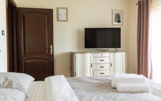 Casa 5 Camere, 2 Bai, 1900 mp Teren, Zona Oarda - Poză 17