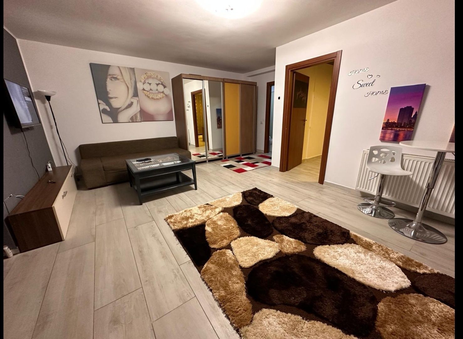 Apartament  b-dul Decebal - Poză 1