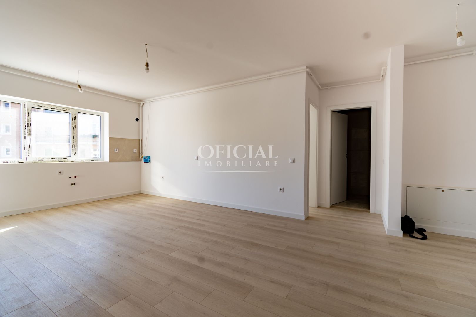 Dezvoltator | Apartament 3 Camere | 59 mp | Parcare Zona Eroilor - Poză 2