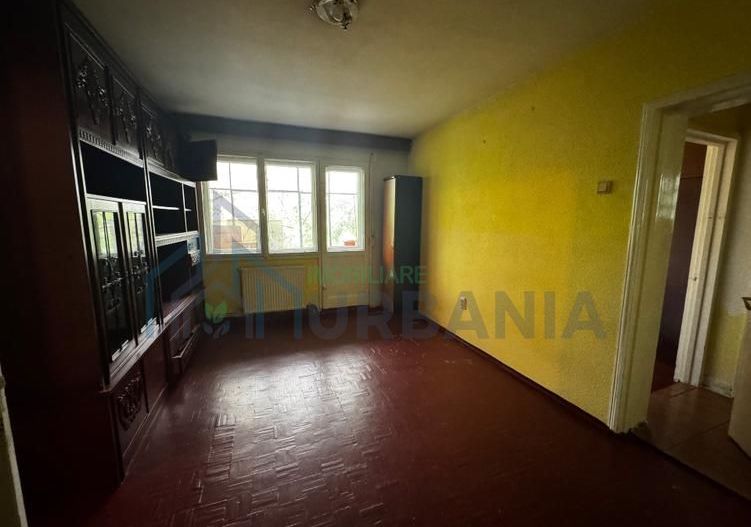 Podu Roș – Apartament 3 camere semidecomandat, Iași - Poză 4