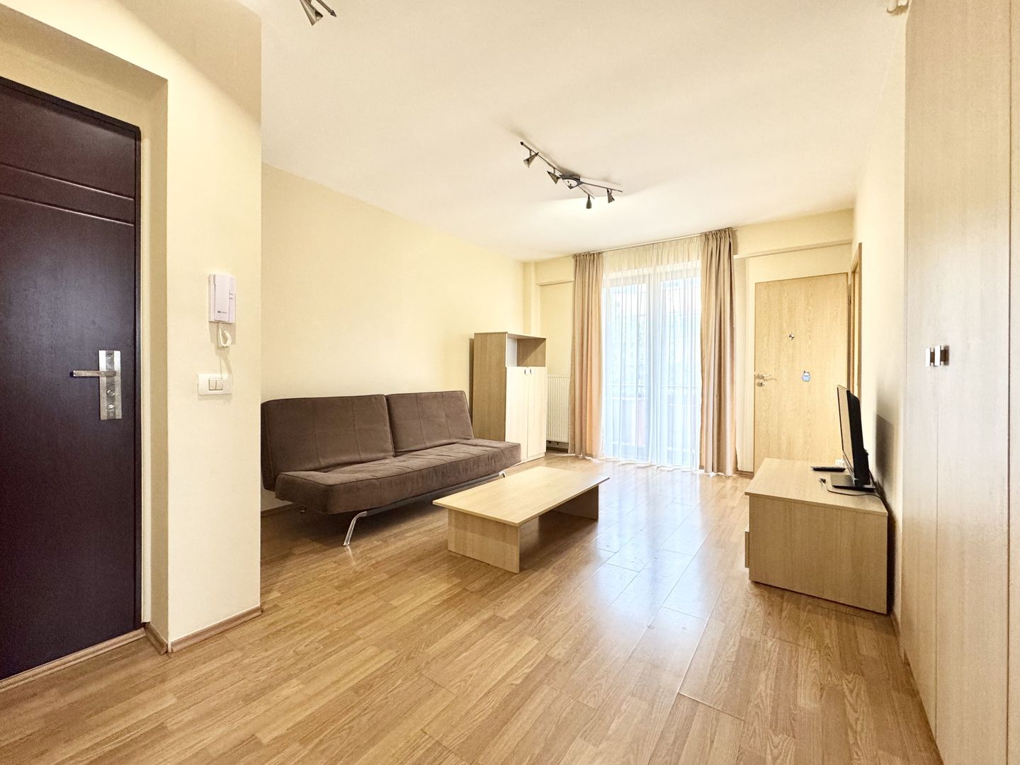 Apartament confortabil cu 1 cameră și balcon – Zona Bucovinei - Poză 1
