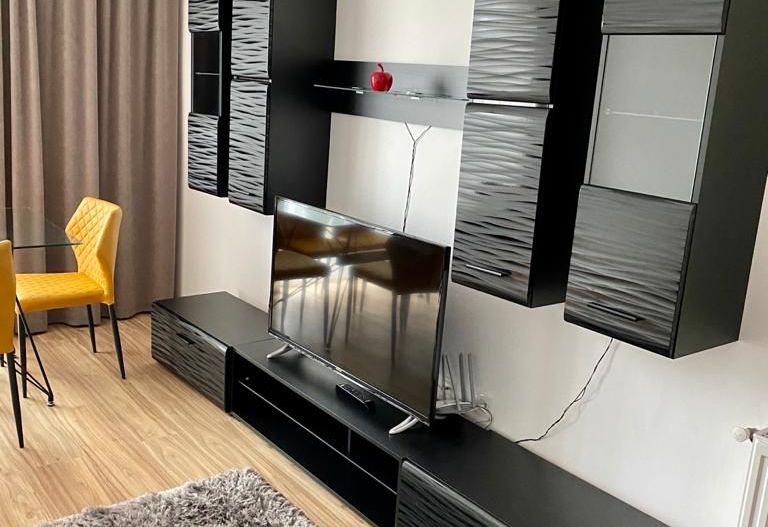 Casă de închiriat în cartierul exclusivist - Green Valley - Poză 18