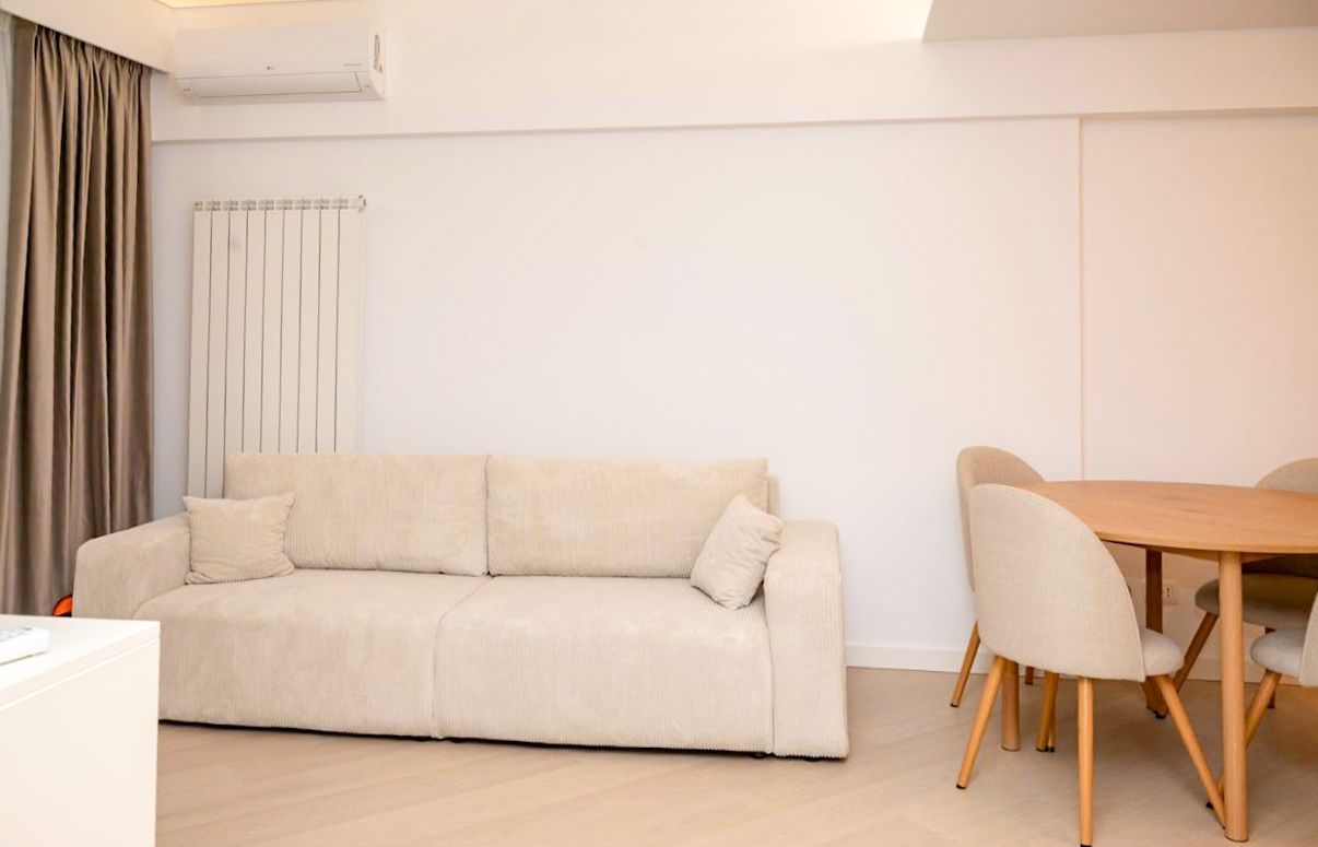 Închiriere apartament 3 camere, 79 mp | Cortina North - Poză 1