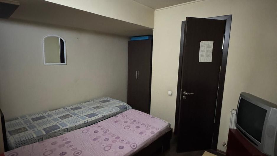 Casa de inchiriat, 25 camere, 25 bai, receptie,T719 - Poză 15