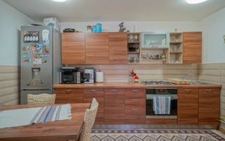 Casa de vanzare, 4 camere, zona Craiter, oras Brasov - Poză 7