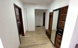 Apartament cu o camera mobilat si utilat- Balcon mare, lift - Poză 3