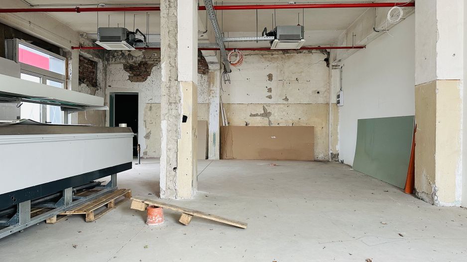 Auchan Buziasului | Spatiu Comercial 108 mp - Acces din exterior | 0% - Poză 9