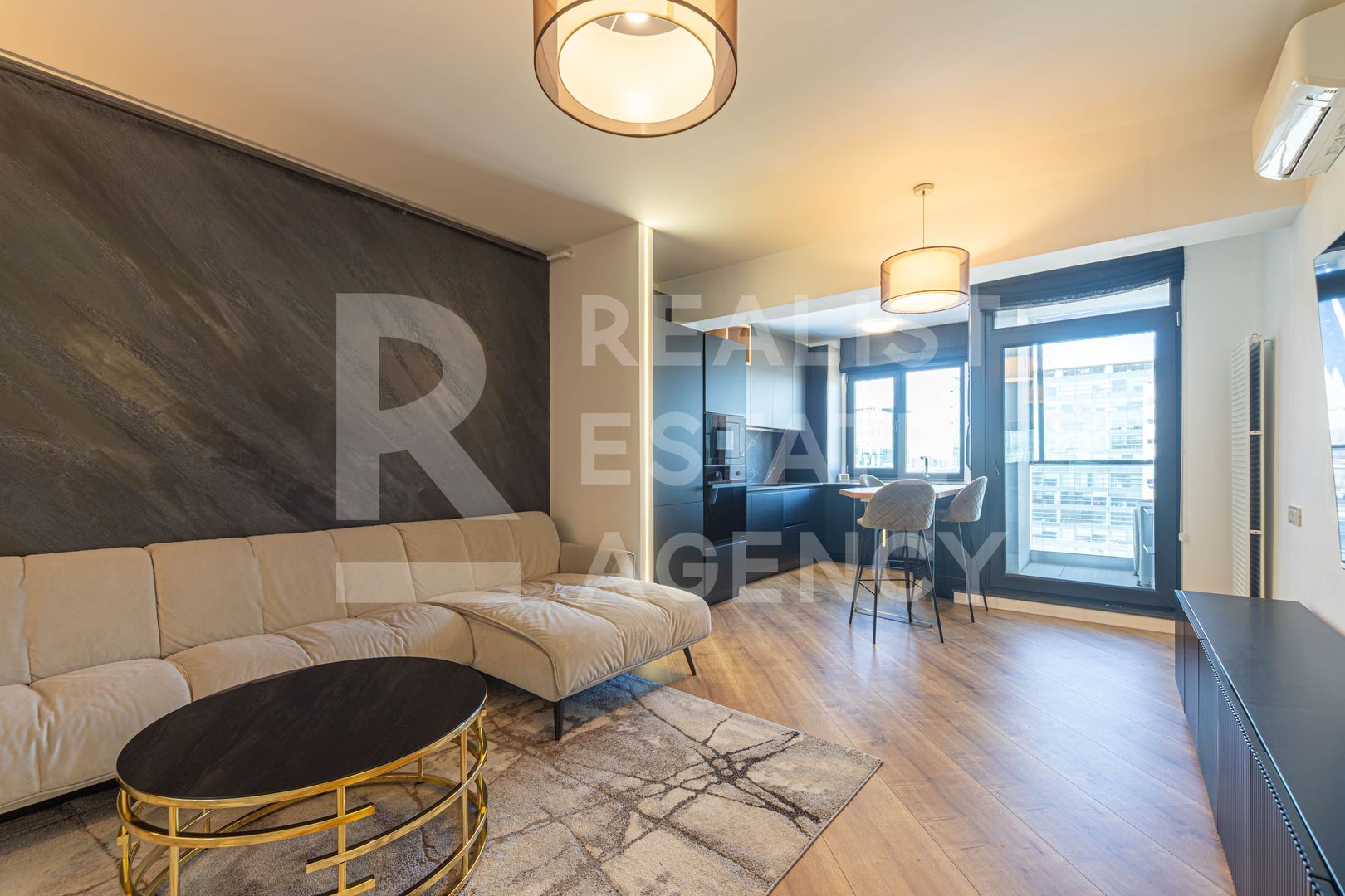 Vânzare, apartament cu 3 camere în zona Pipera - Poză 2