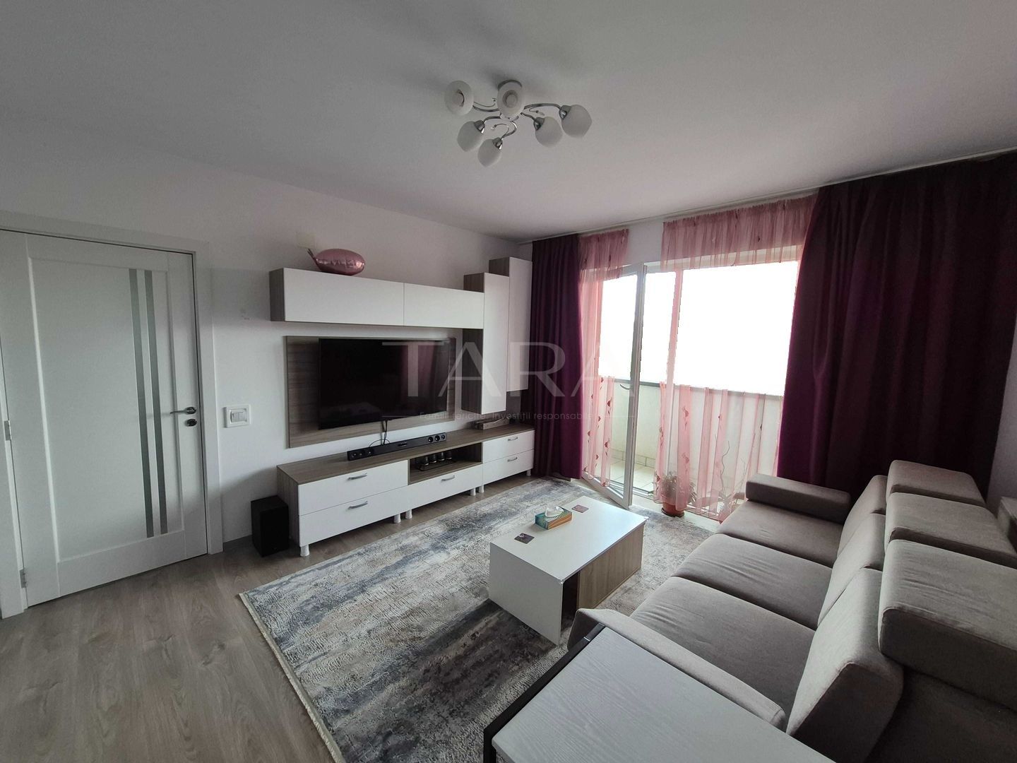 Apartament 2 camere, 56 mp, balcon,  decomandat, zona Mărăști. - Poză 2