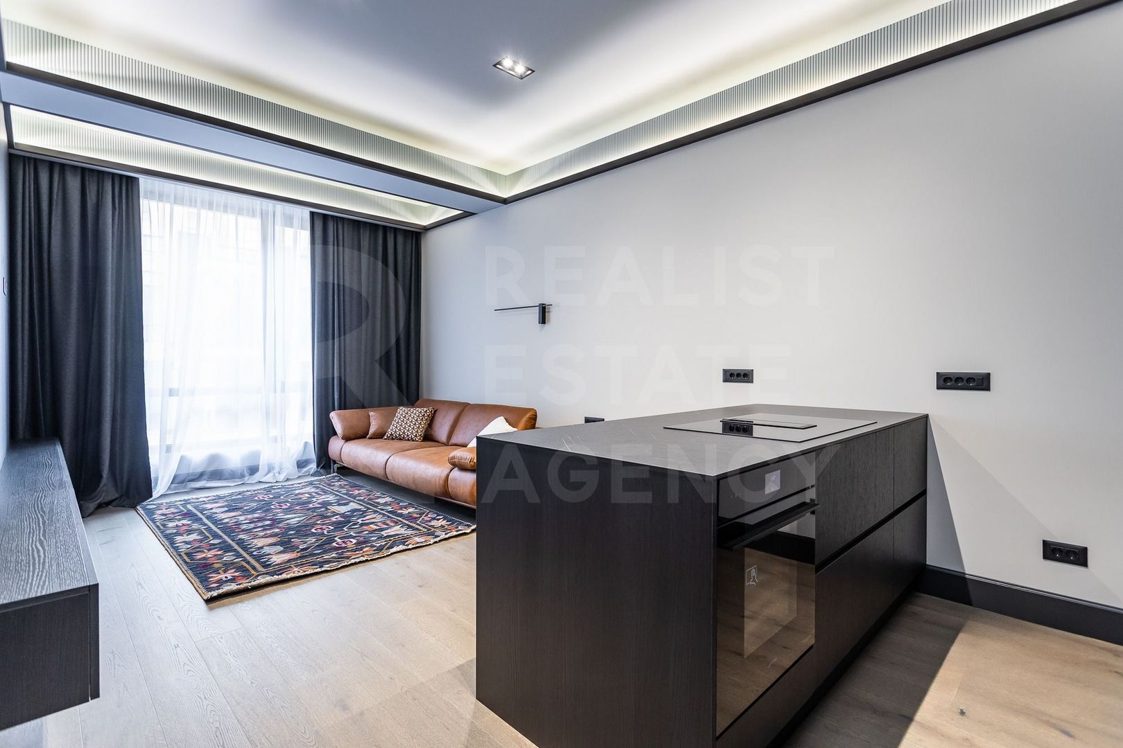 Chirie, apartament, 2 camere, strada Mihai Eminescu, Centru - Poză 3