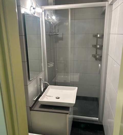 4 camere spațios Bd. Unirii, lângă Casa Poporului, complet utilat - Poză 8