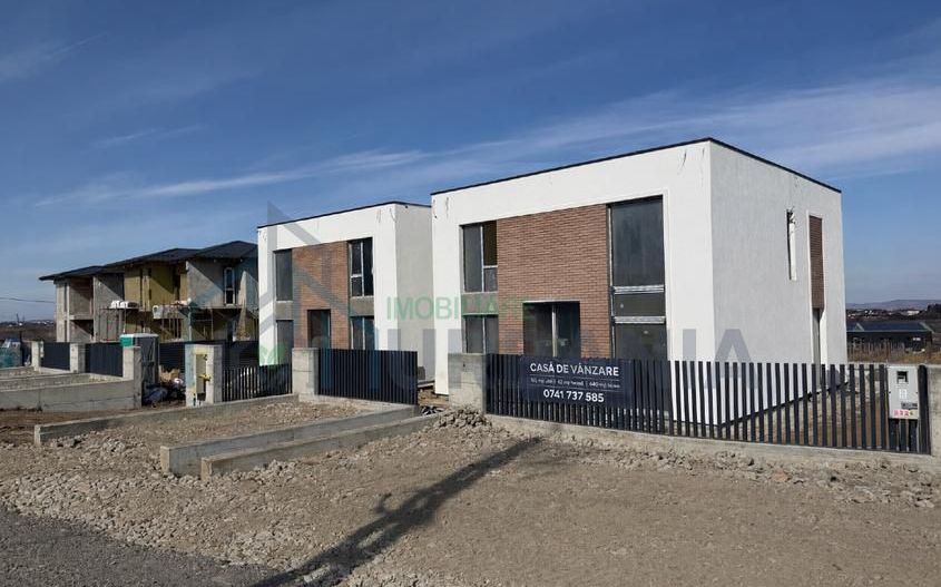 Casă modernă de vânzare în zona Bucium/Barnova, Iași - 160 mp, teren 640 mp - Poză 2