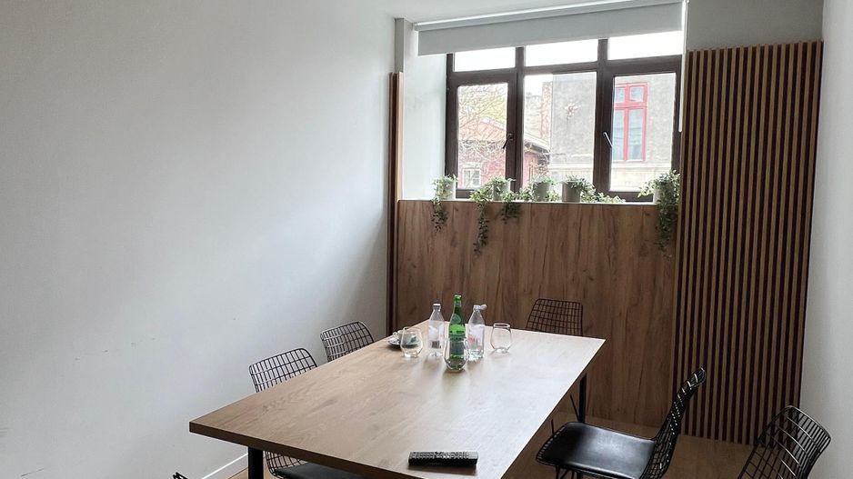 OPORTUNITATE- VILA, 7 CAMERE | PIATA VICTORIEI| LOC DE PARCARE - Poză 15