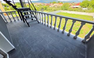 Apartament tip duplex, D+E, 5 camere, la cheie, 450 mp teren, Barabant - Poză 5