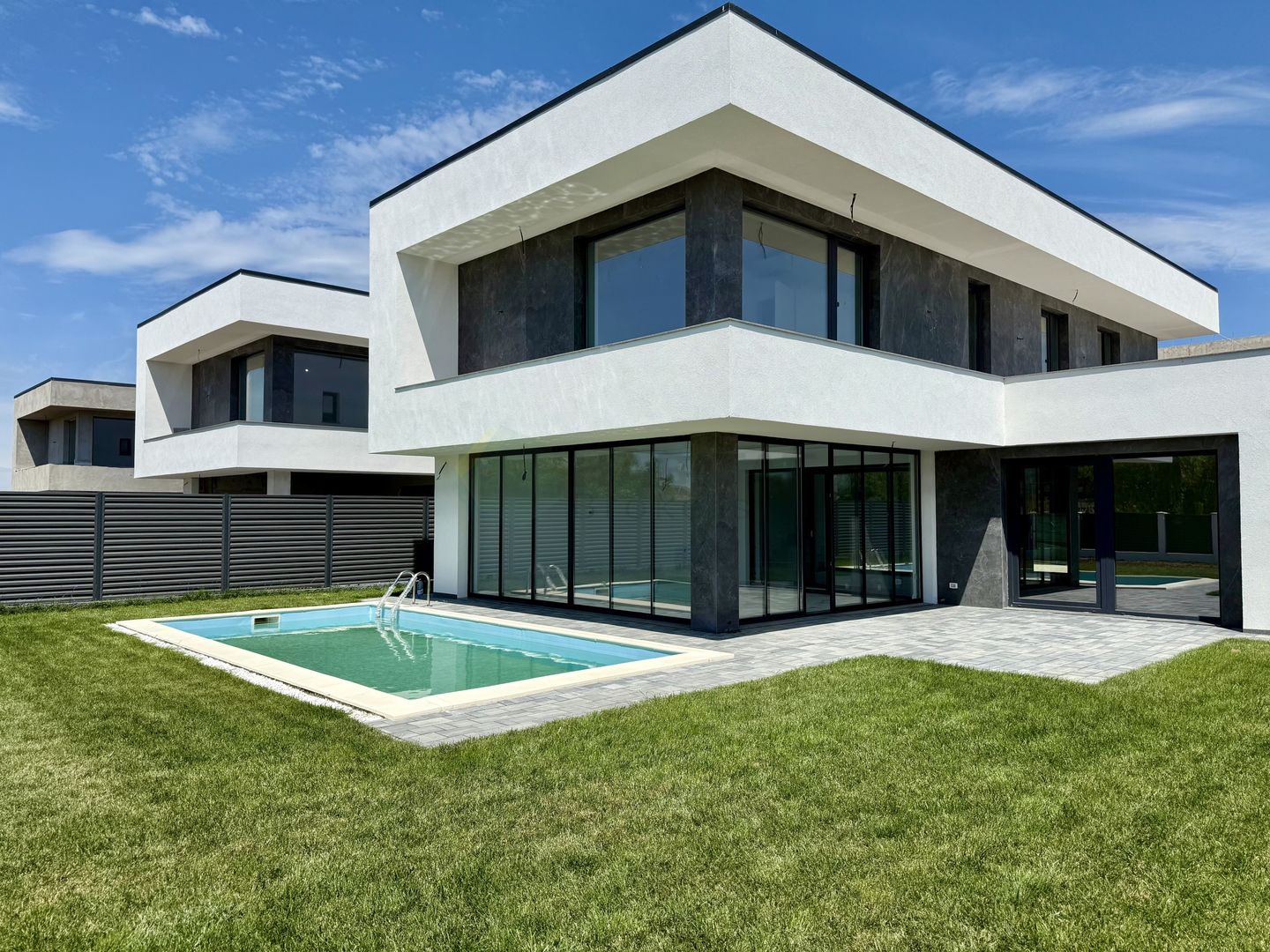 Own Lake Residence | Vila 6 camere | Pompa de caldura - Poză 1