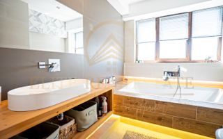 Apartament 3 camere Palazu Mare – 121 mp cu vedere la lac si parcare - Poză 9