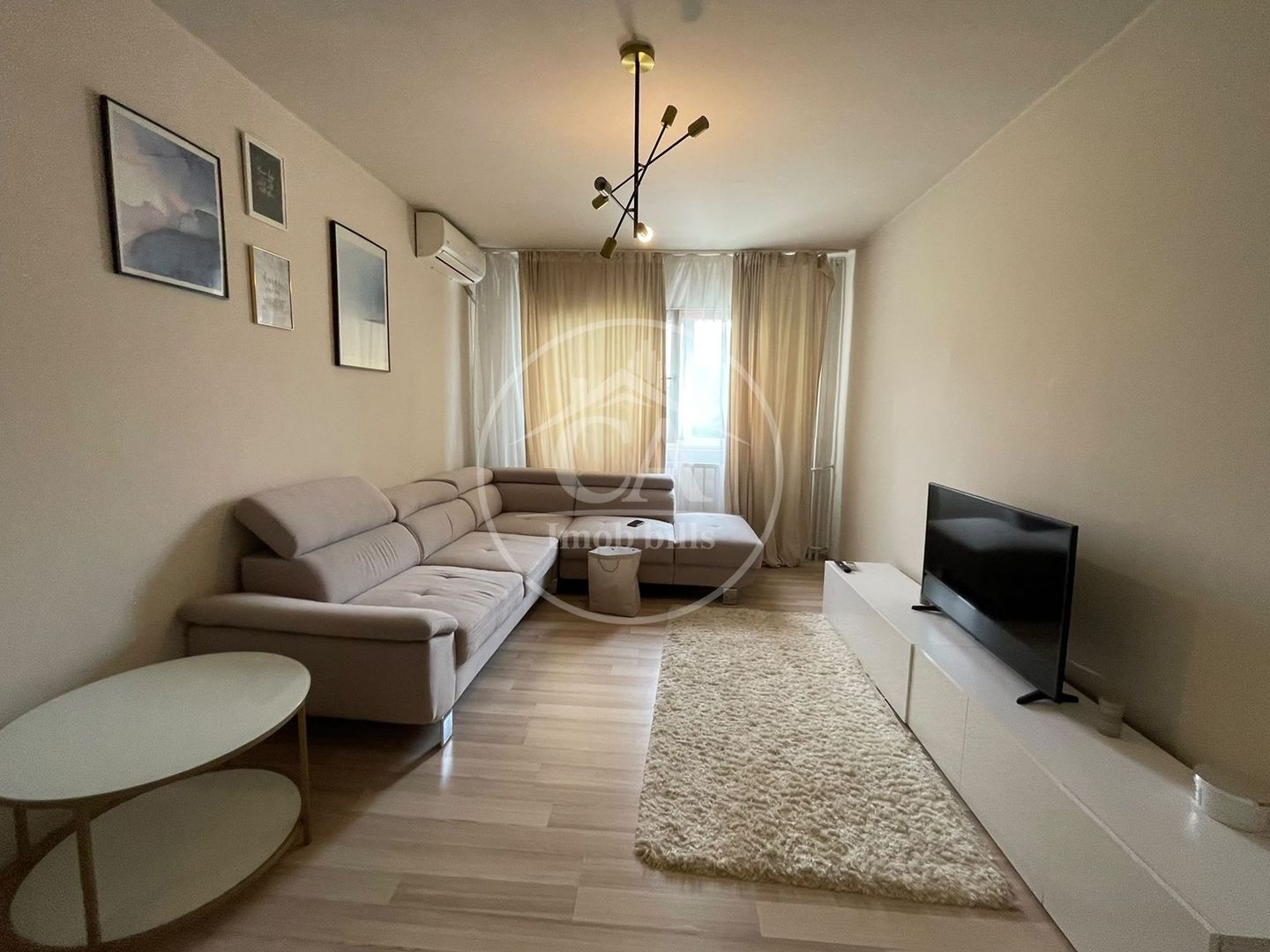 Apartament de închiriat cu 3 camere în zona Decebal, Oradea - Poză 2