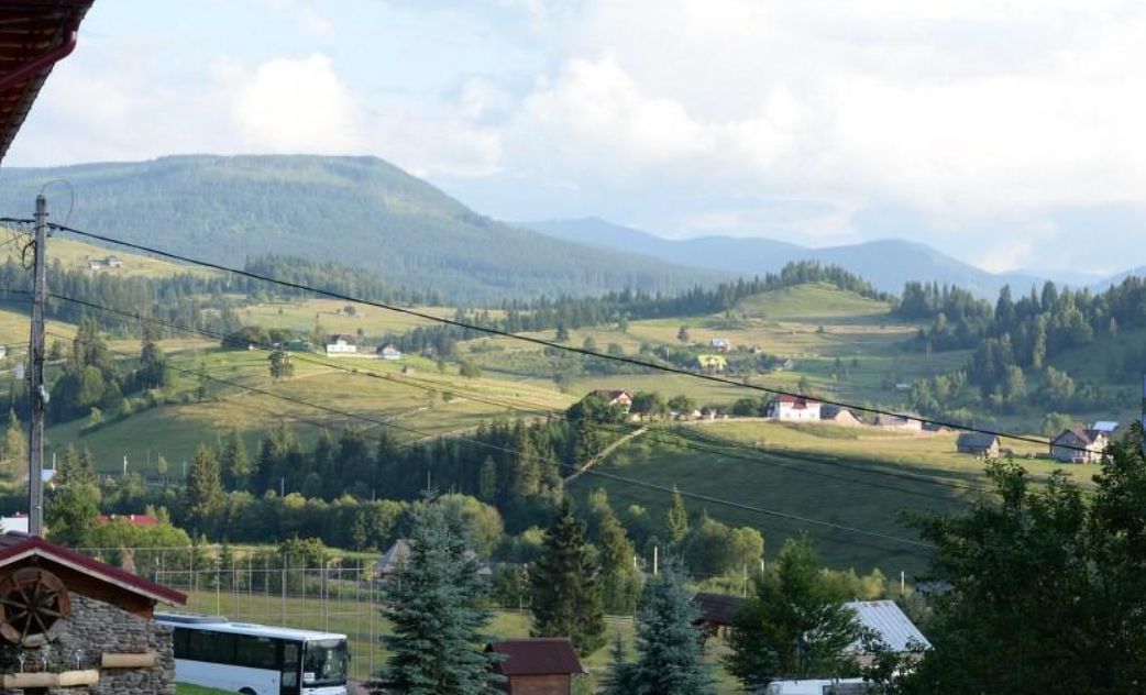Excelenta investitie! Teren in statiunea Vatra Dornei! - Poză 2