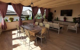 Vila 5 camere, Lebada , finisaje de lux, pret 295000 euro neg - Poză 2
