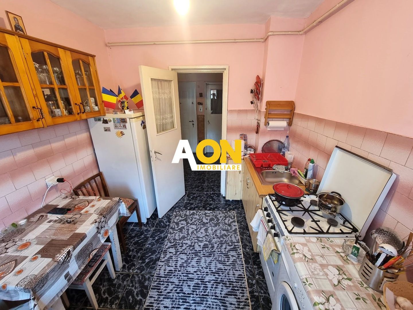 Apartament 3 Camere Decomandat, Etaj 3, Cetate - Poză 4