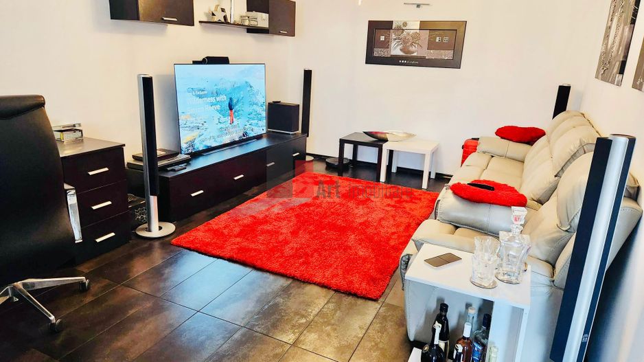 Apartament 2 camere Prel. Ghencea/Valea Oltului cu centrala proprie si garaj - Poză 1