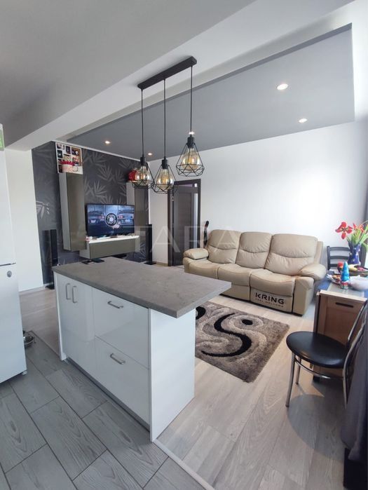 Apartament elegant, 3 camere, parcare subterană și boxă de depozitare. - Poză 1