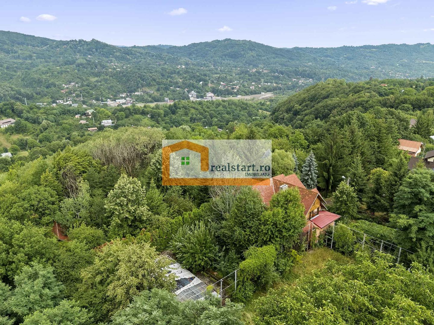 Breaza, Vedere Padure, 5000mp teren, D+P+1E+M, semineu, foisor - Poză 43