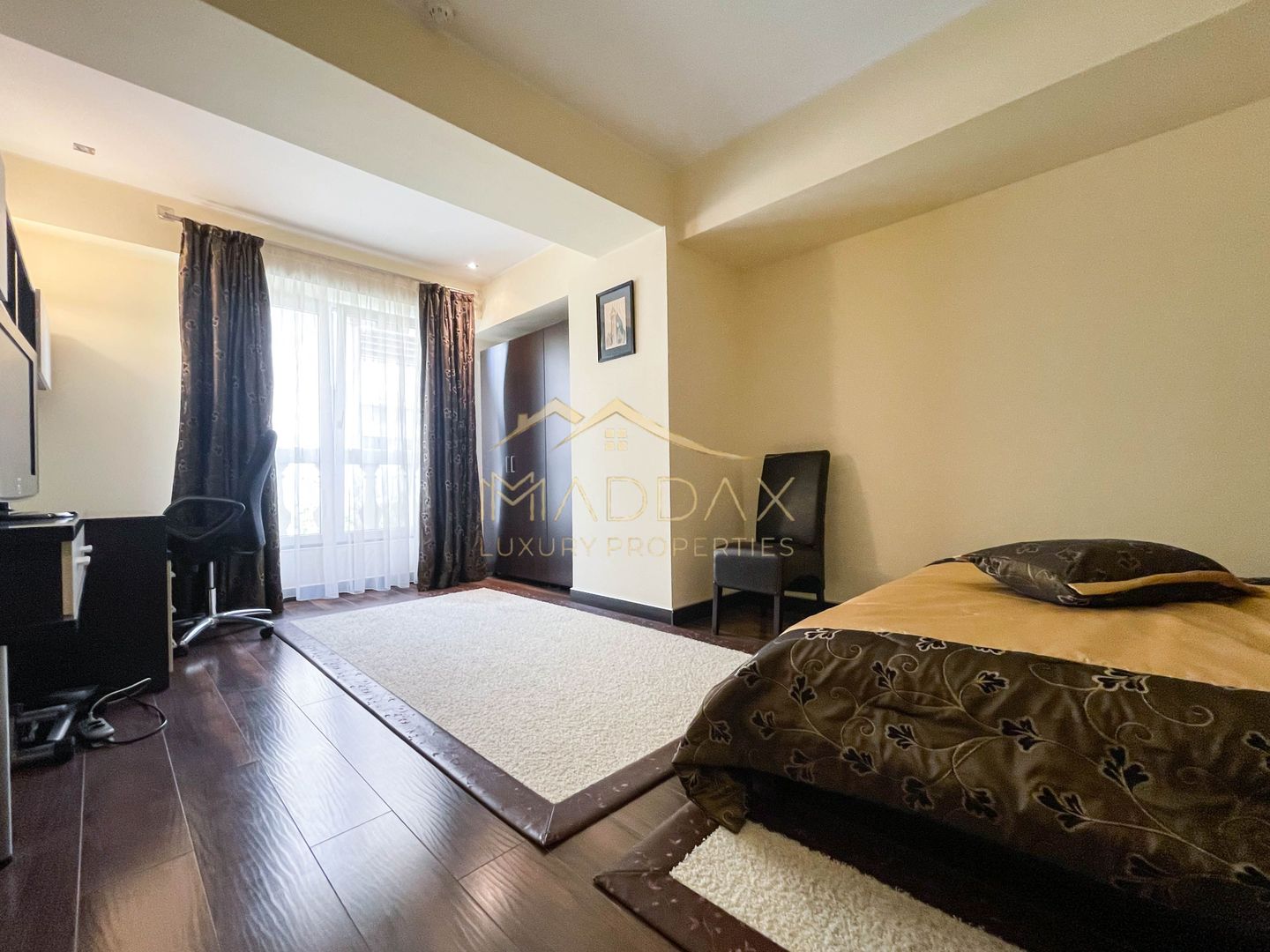 3 rooms apartment *150 SQM*// Fully Furnished / Underground Parking // Herastrau - Poză 26