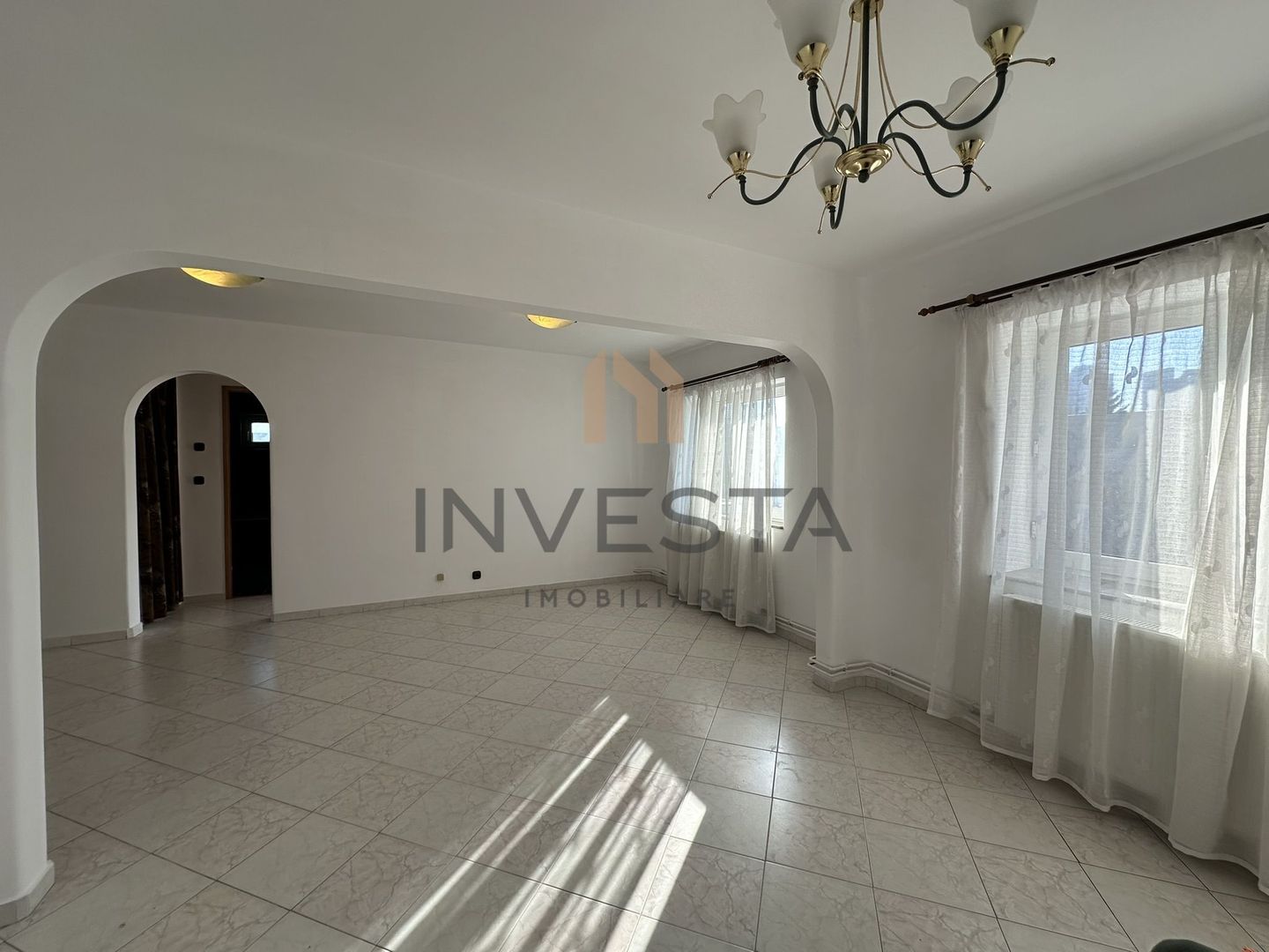 Apartament 4 camere pe Luis Pasteur!  Garaj subteran inclus! - Poză 3