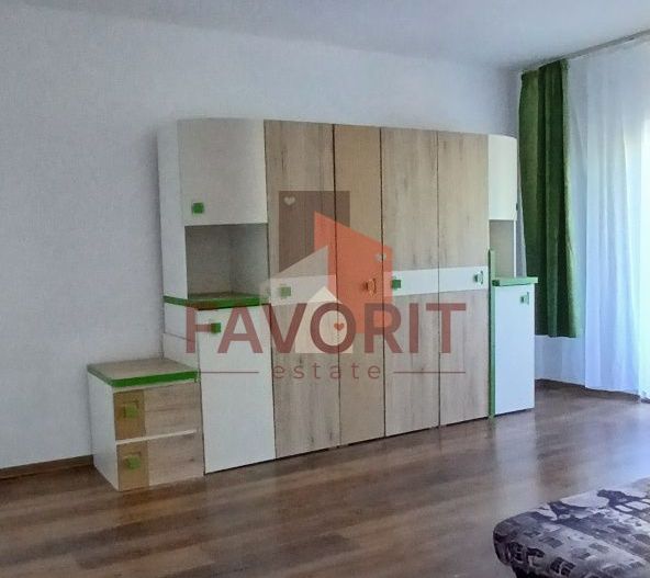 1 camera | etaj 1 | mobilat si utilat | zona excelenta | - Poză 2