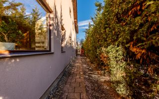 Casă SMART cu 5 camere, teren 720 mp, fotovoltaice 13 kW, Araduil Nou - Poză 14