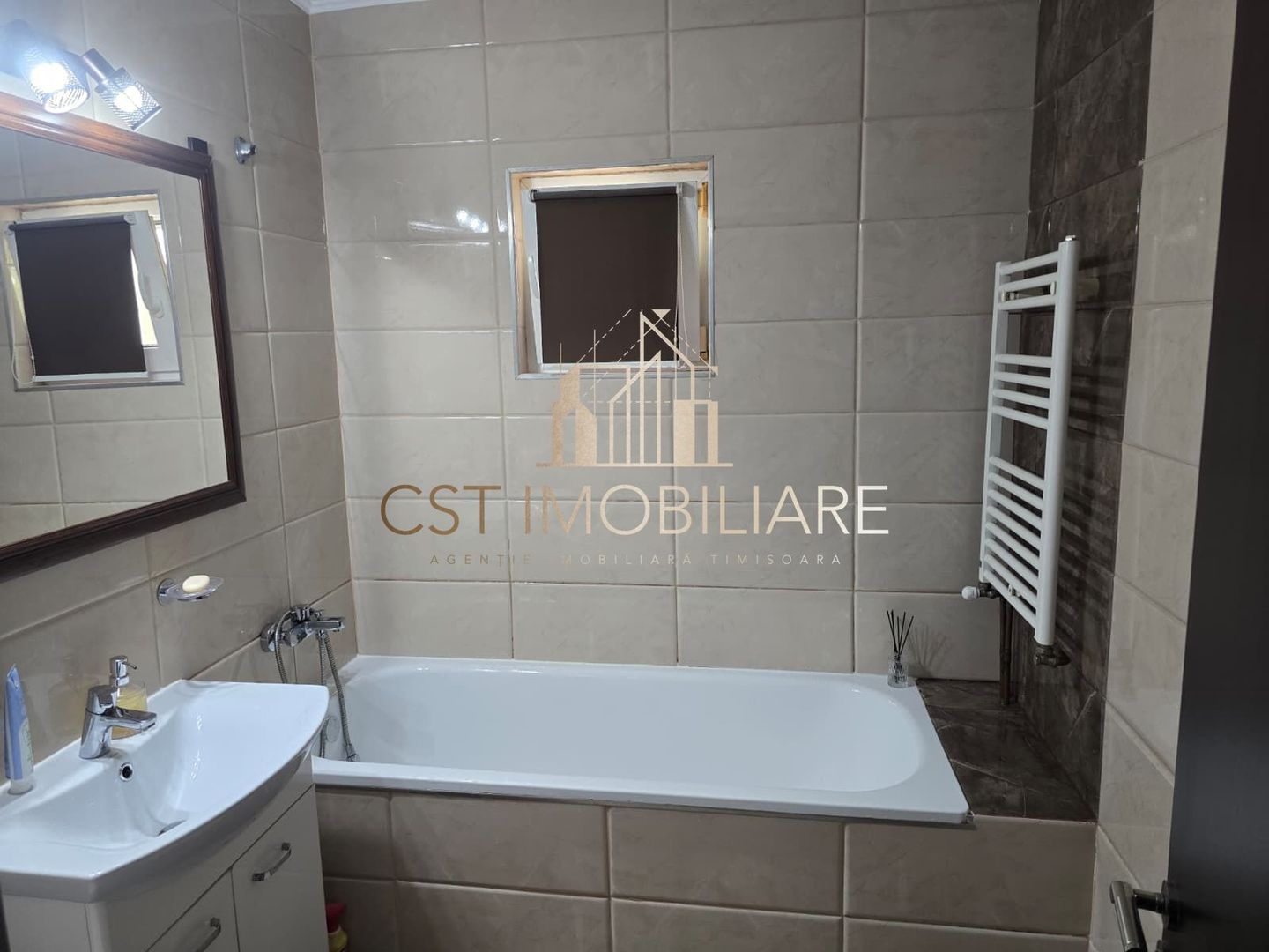 Apartament 3 camere Lipovei, decomandat, 2 balcoane - Poză 17