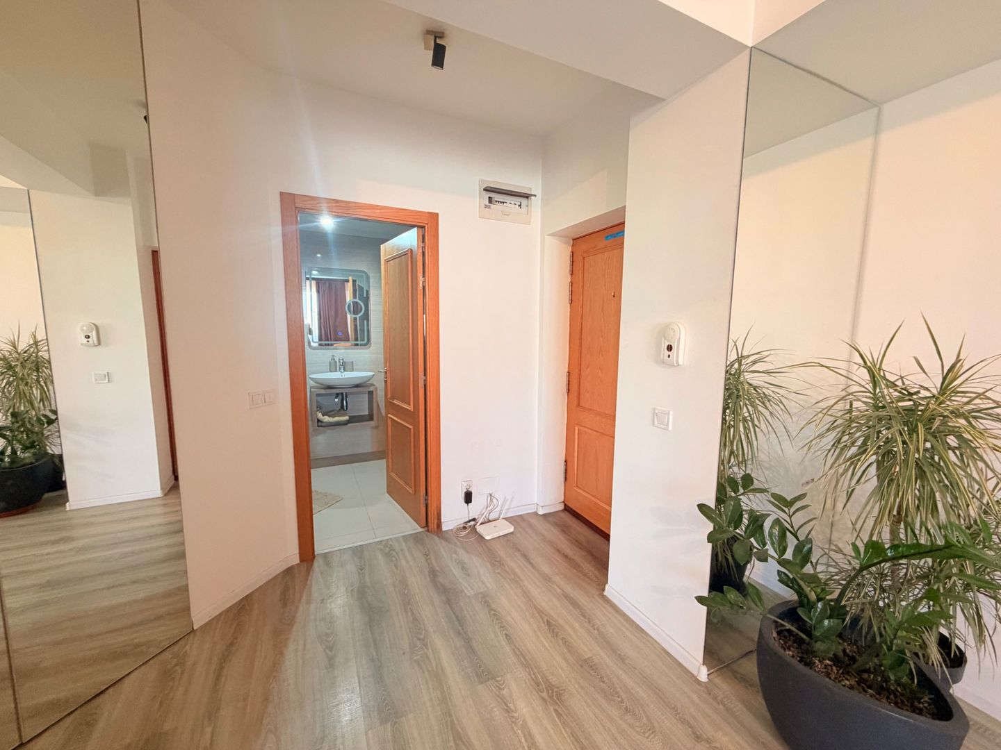 Apartament 2 Camere | Centrala | AC | Parcare | Pet friendly | 2017 | - Poză 3