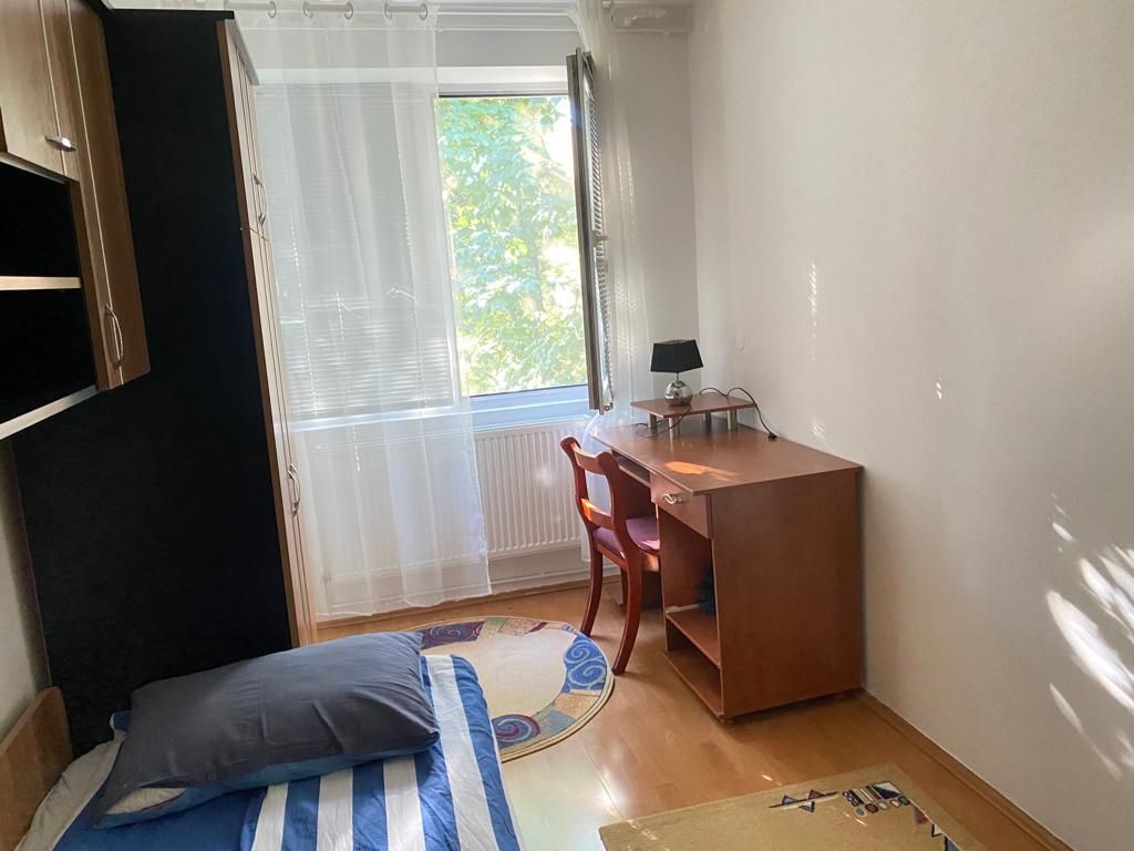 3 camere confort 1 etaj 3 zona Medicina CENTRALA PROPRIE - Poză 5