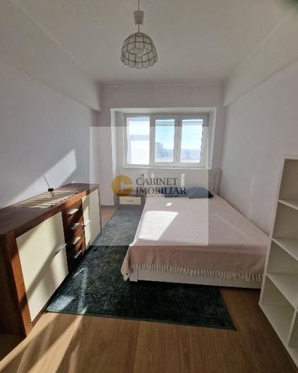 Piata Victoriei | 3 camere | Decomandat | Vedere Panoramica - Poză 3