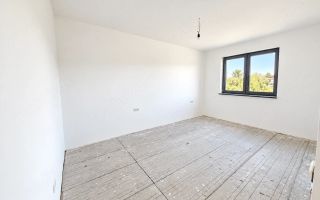Duplex cu 4 dormitoare în Giulești - Poză 5