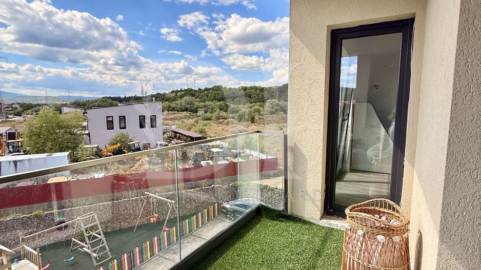 Apartament cu 3 camere | zona Tineretului Floresti - Poză 14