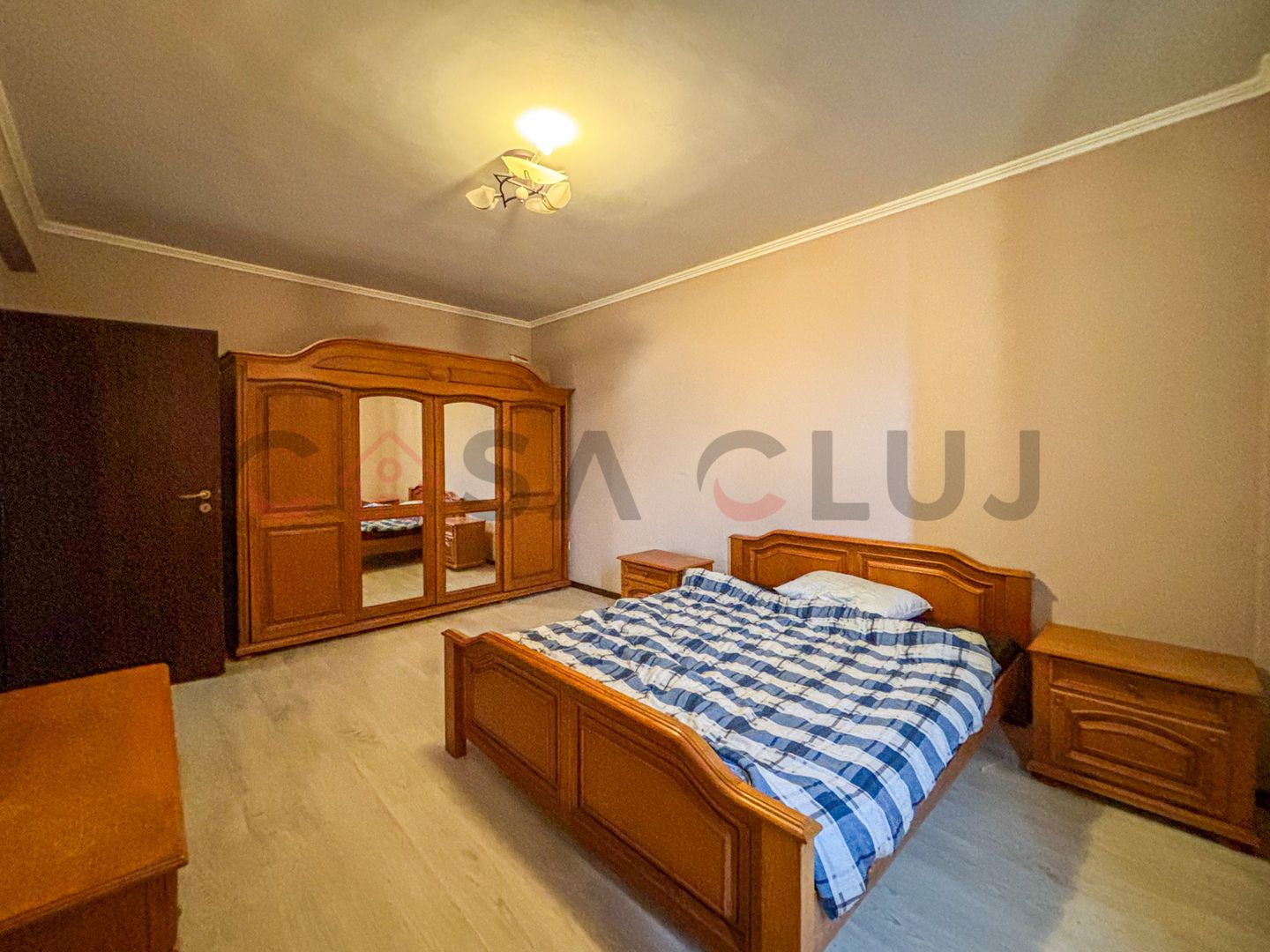 Spatios - Terasa mare cu Priveliste - Andrei Muresanu - Poză 2