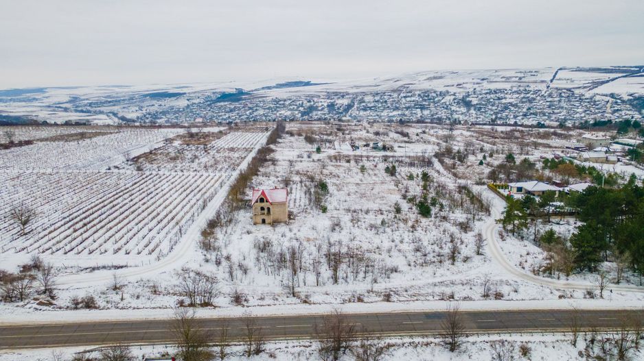 Vânzare, teren de construcții, 37  ari, satul Hrușova, Criuleni - Poză 1