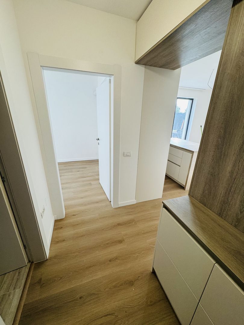 Apartament 3 camere si  CURTE mare, Otopeni 23 august - Poză 9