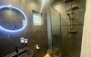Casa moderna de inchiriat | Burdujeni | Pret pe zi - Poză 12