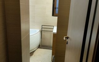 Apartament cu 3 camere de vânzare, Floresti. - Poză 12