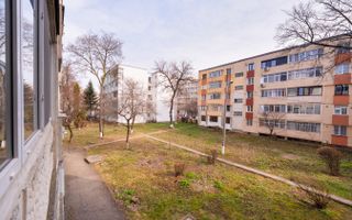 Apartament 3 camere, etaj 1 – zonă ultracentrală (Starea Civilă) - Poză 2