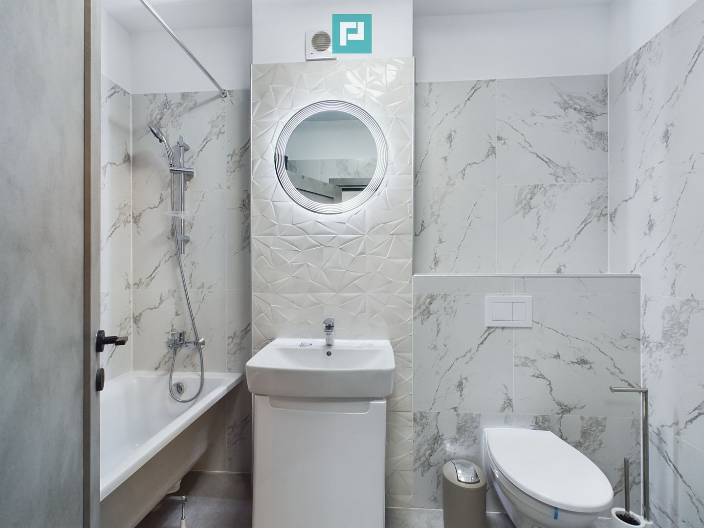 Apartament 2 camere, mobilat, în zona Torontalului - Poză 11