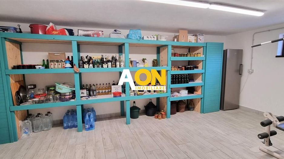 Casa 4 camere finisaje de lux 950 mp teren Com. Ciugud - Poză 20