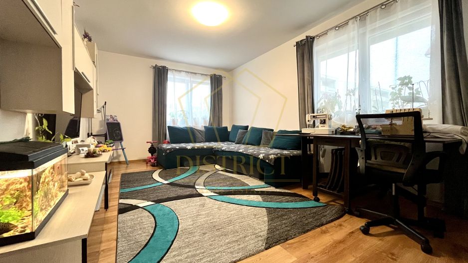 Apartament decomandat cu 2 camere | Giroc - Poză 2