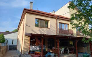 BRASADAS vinde casa in zona TITULESCU cu 5 camere si teren 350mp - Poză 1